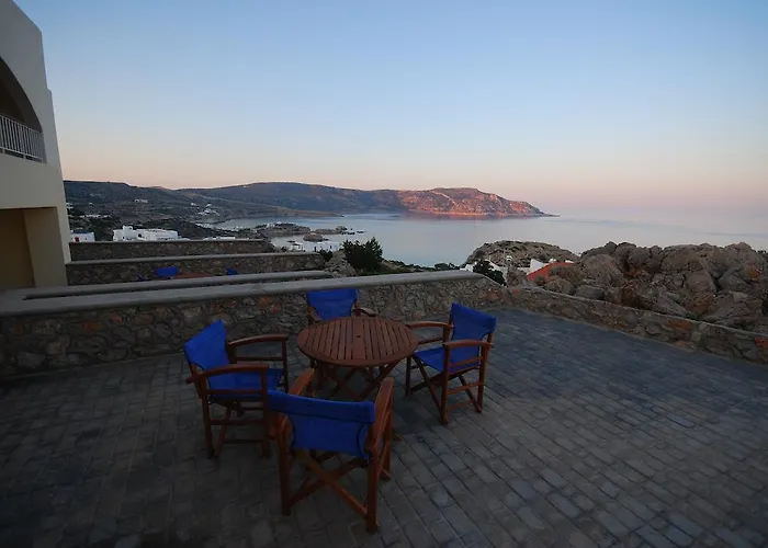 アパート Jhonathan アモピ